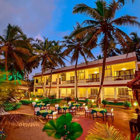 Beach And Lake Ayurvedic Resort, Kovalam Esterno foto