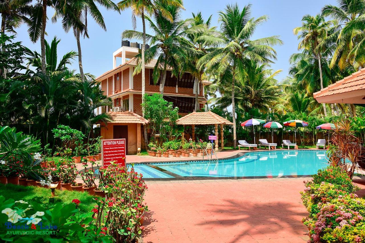 Beach And Lake Ayurvedic Resort, Kovalam Esterno foto