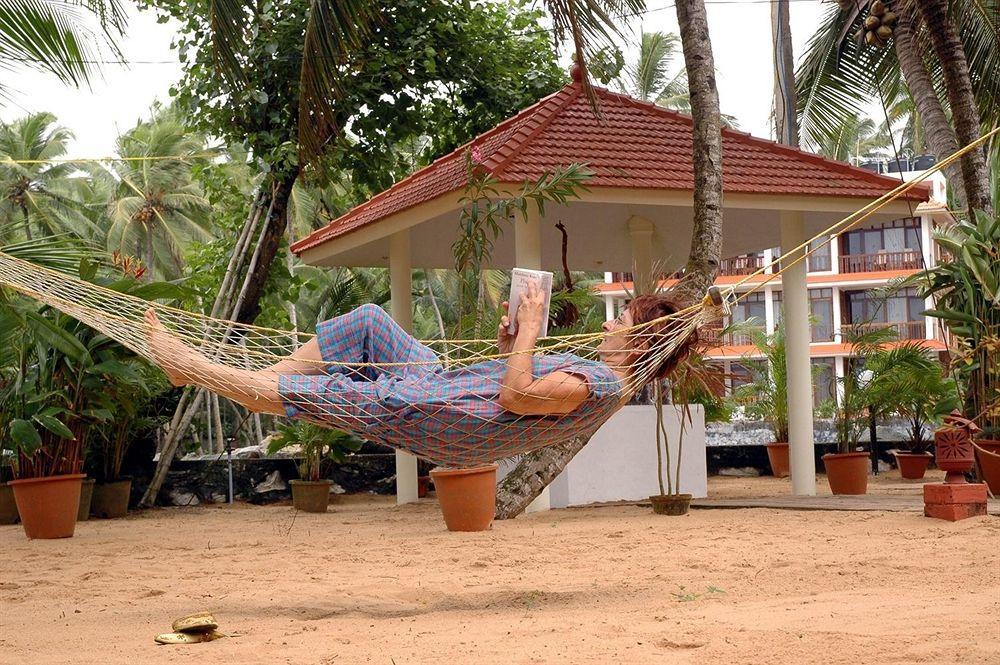 Beach And Lake Ayurvedic Resort, Kovalam Esterno foto