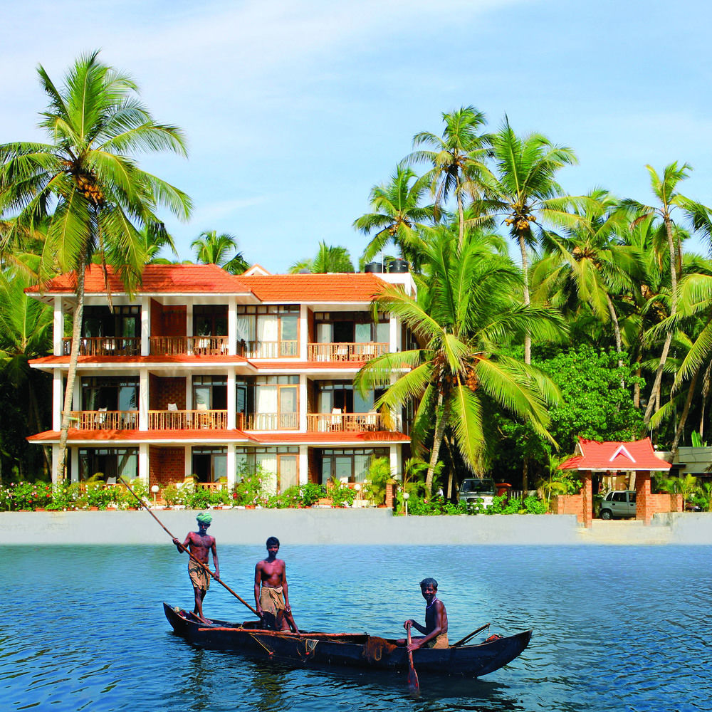 Beach And Lake Ayurvedic Resort, Kovalam Esterno foto