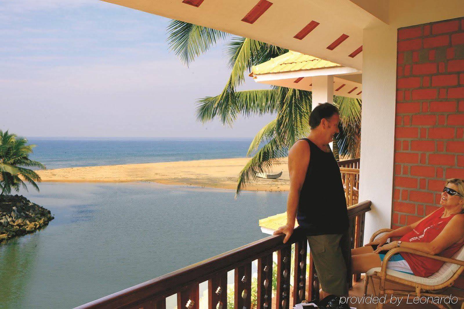 Beach And Lake Ayurvedic Resort, Kovalam Esterno foto
