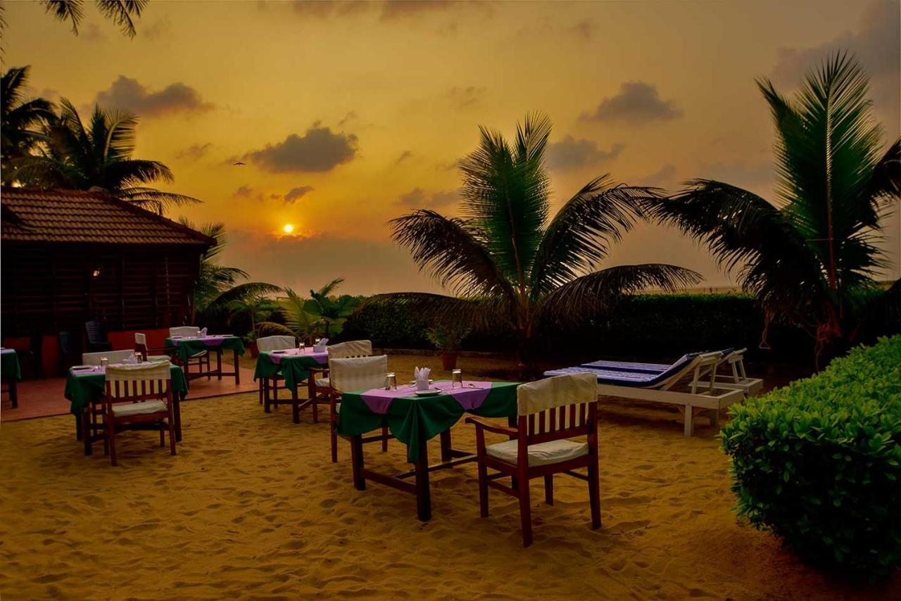 Beach And Lake Ayurvedic Resort, Kovalam Esterno foto