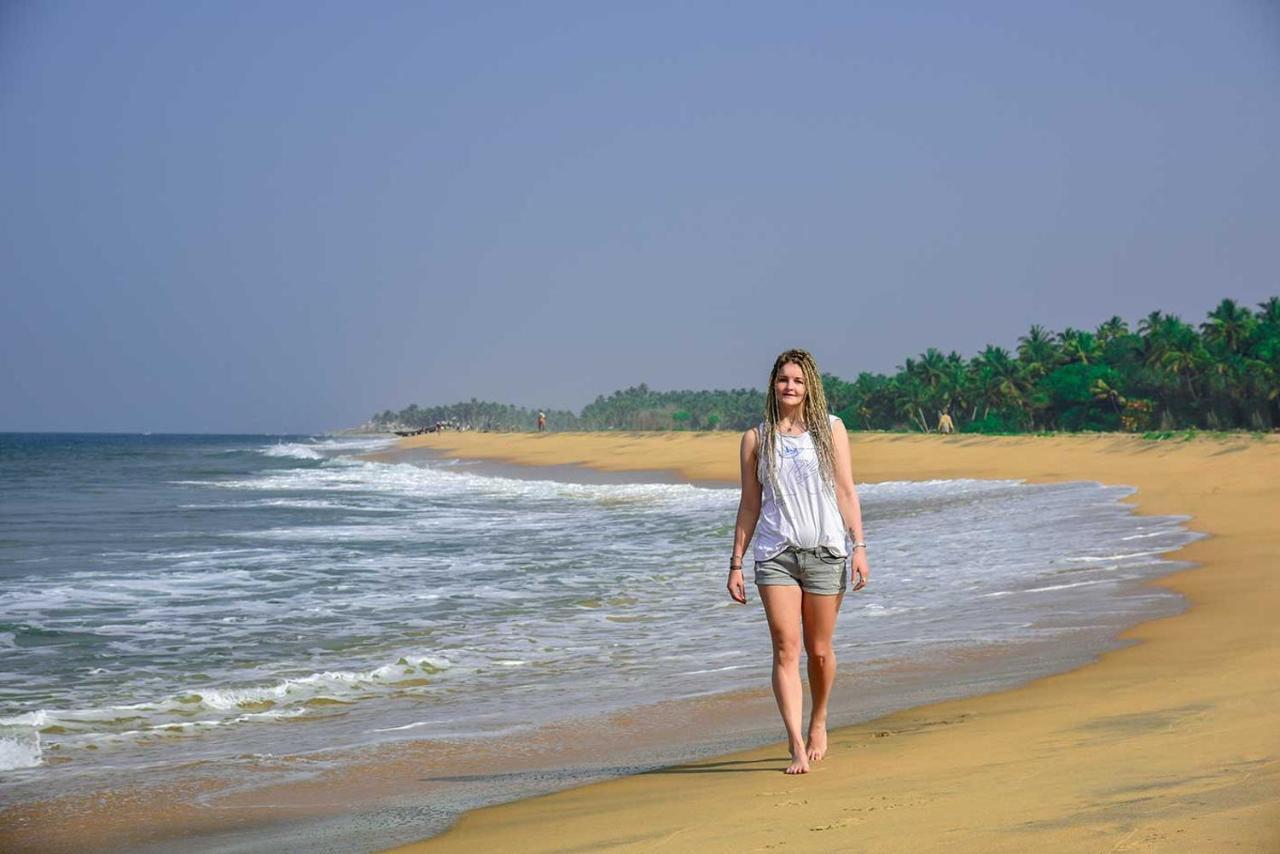 Beach And Lake Ayurvedic Resort, Kovalam Esterno foto