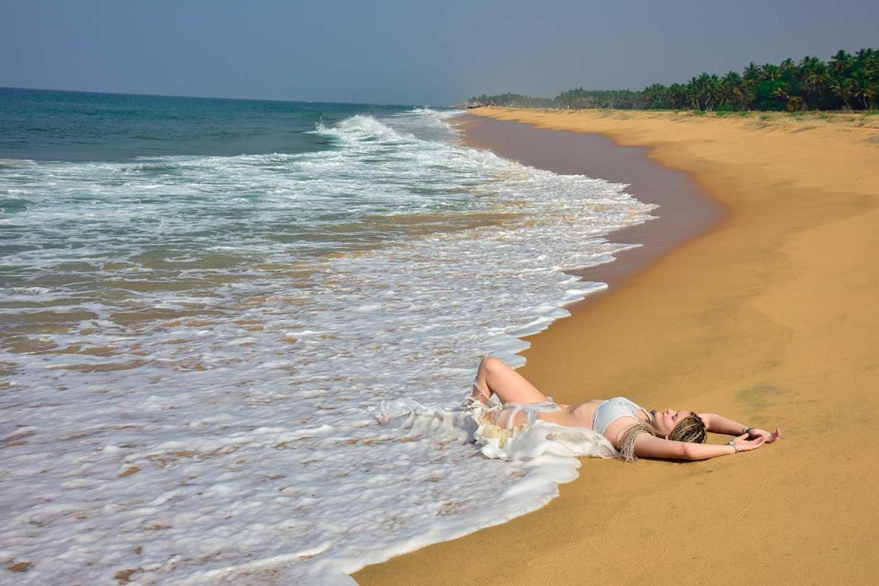 Beach And Lake Ayurvedic Resort, Kovalam Esterno foto